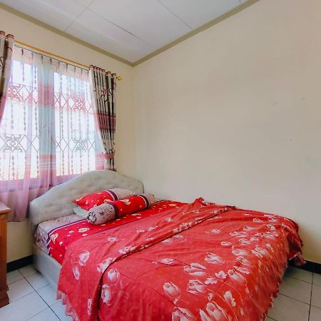 Villa Semesta Cikundul Εξωτερικό φωτογραφία